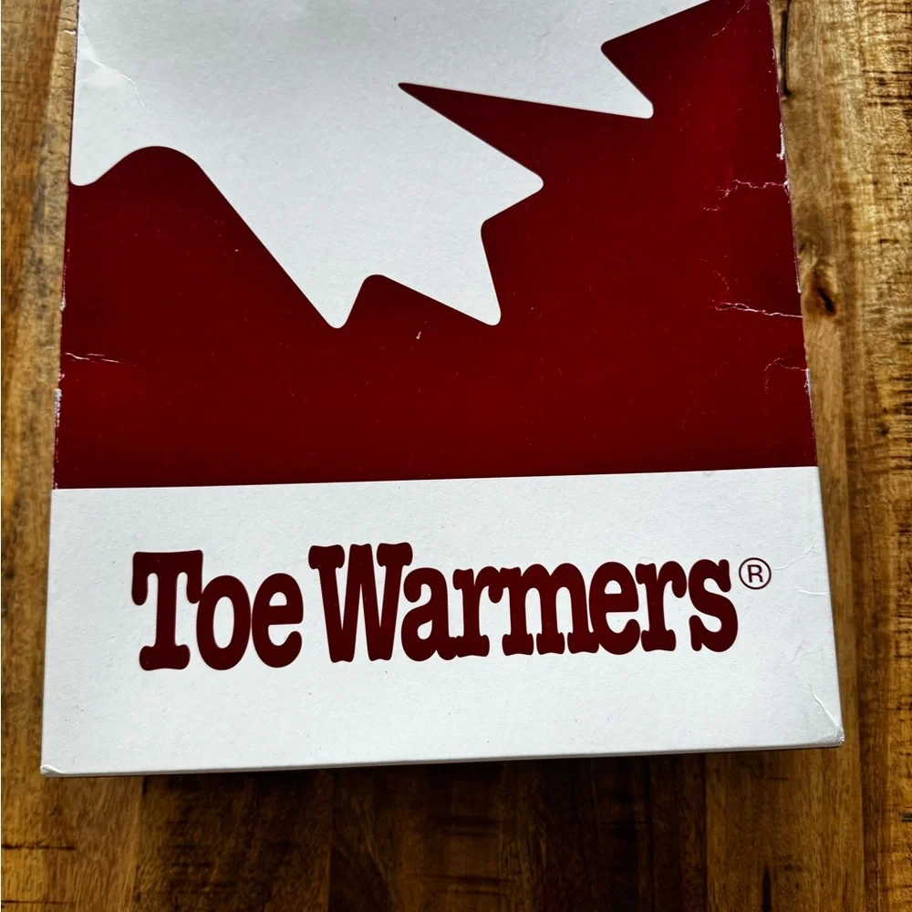 Toe Warmers Canada Women's Michelle Black mid zip waterproof Winter Boots 7.5
